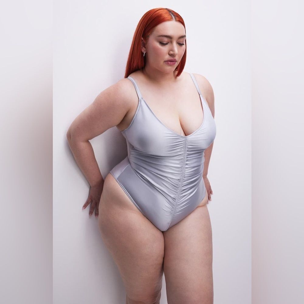 GOOD AMERICAN Silver Satin One Piece Swimsuit Always Ruched Size 7 4X 4XL New